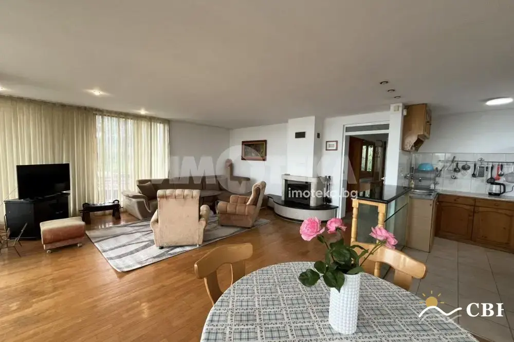 House, 1-room, 80 m², in Varna. Photo 1 of 11. Varna, Black Sea, Bulgaria. Cheap Beach Holiday.