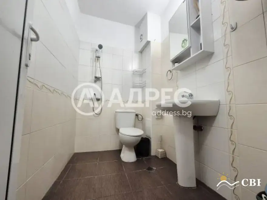 Apartment, 2-room, 50 m², in Varna. Photo 8 of 11. Varna, Black Sea, Bulgaria. Cheap Beach Holiday.