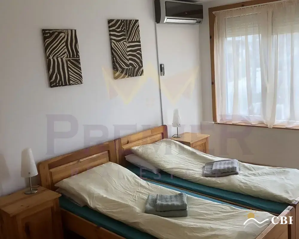 House, 1-room, 200 m², in Albena. Photo 5 of 8. Albena, Black Sea, Bulgaria. Cheap Beach Holiday.