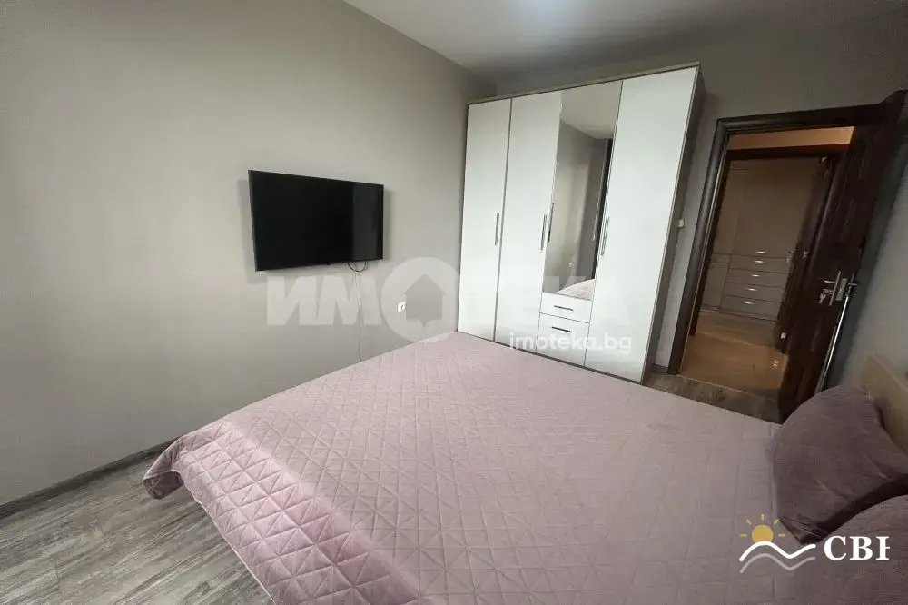 Apartment, 2-room, 65 m², in Gradina. Photo 7 of 9. Gradina, Black Sea, Bulgaria. Cheap Beach Holiday.
