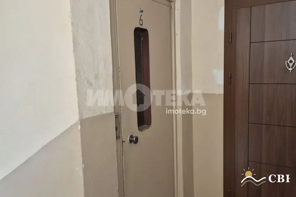 Apartment, 3-room, 70 m², in Varna. Photo 8 of 16. Varna, Black Sea, Bulgaria. Cheap Beach Holiday.