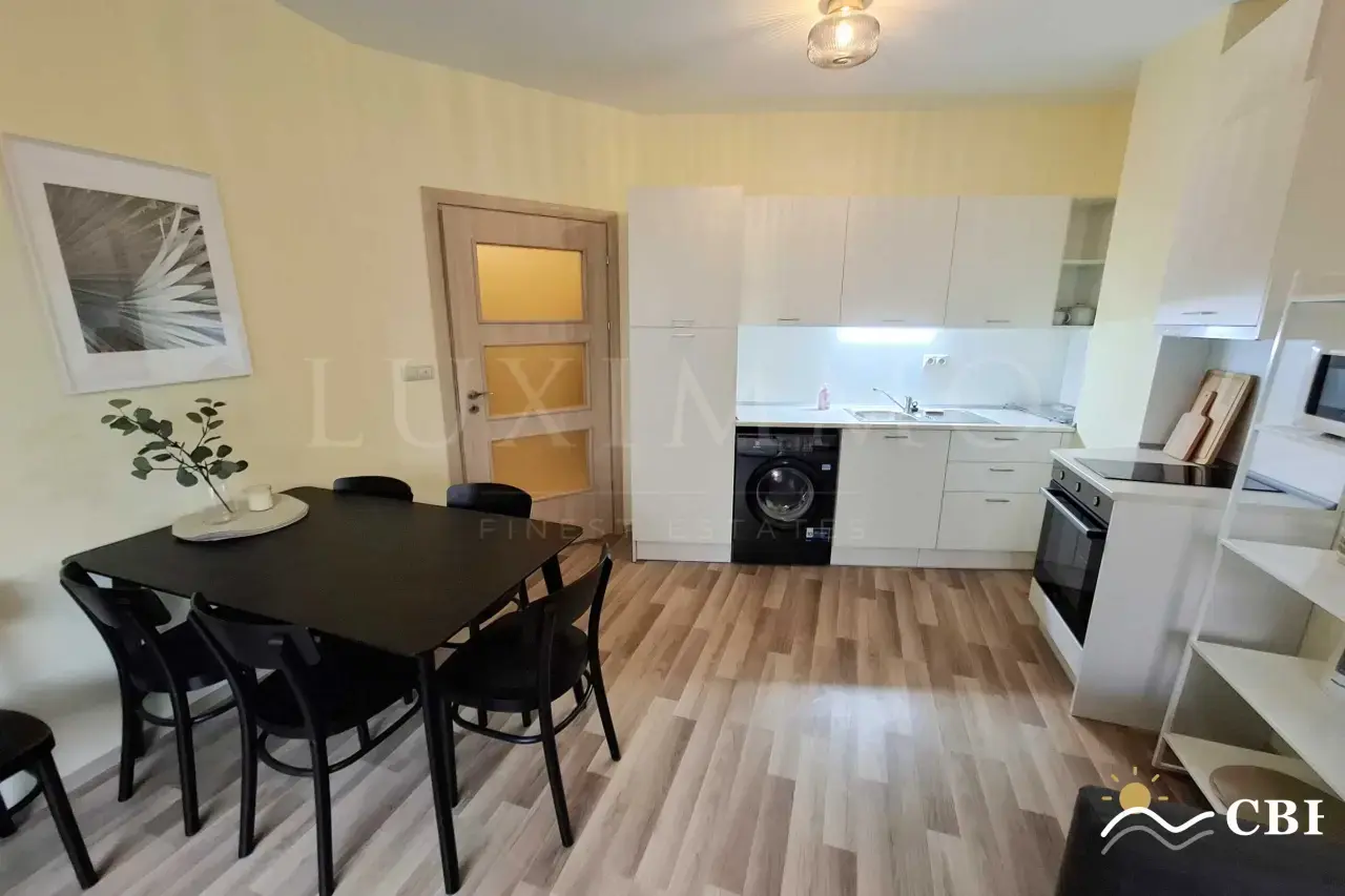 Apartment, 3-room, 109 m², in Varna. Photo 1 of 15. Varna, Black Sea, Bulgaria. Cheap Beach Holiday.