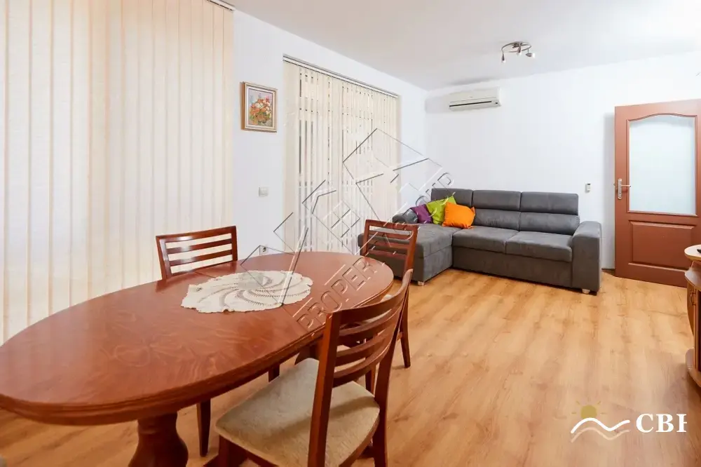 Apartment, 2-room, 60 m², in Pomorie. Photo 1 of 9. Pomorie, Black Sea, Bulgaria. Cheap Beach Holiday.