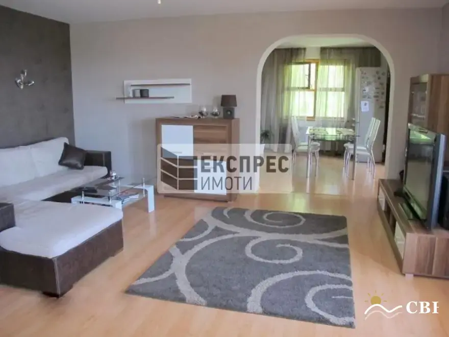 Apartment, 3-room, 200 m², in Varna. Photo 1 of 12. Varna, Black Sea, Bulgaria. Cheap Beach Holiday.
