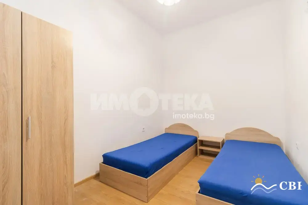 Apartment, 3-room, 70 m², in Varna. Photo 5 of 8. Varna, Black Sea, Bulgaria. Cheap Beach Holiday.