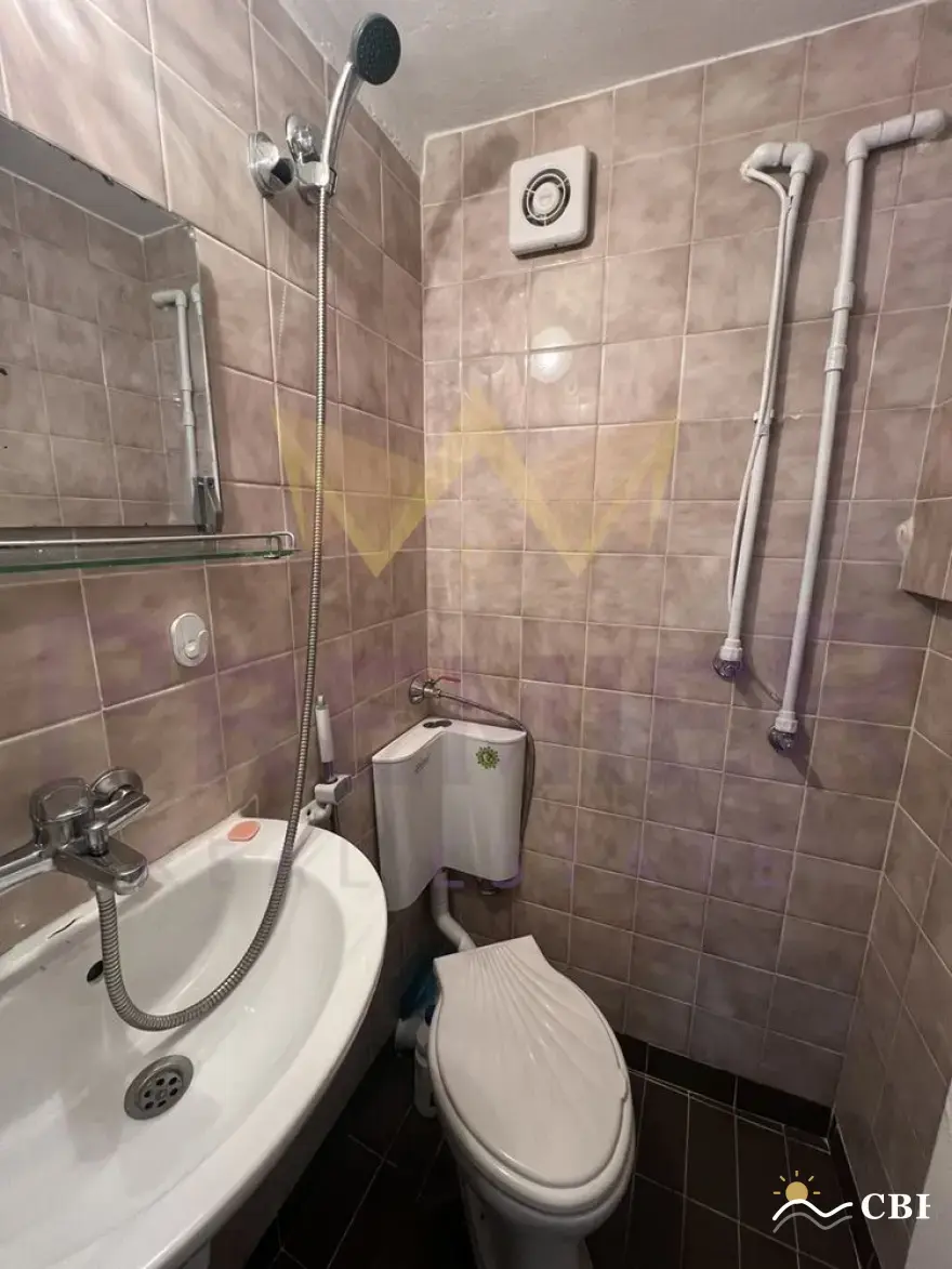 Apartment, 1-room, 35 m², in Varna. Photo 6 of 7. Varna, Black Sea, Bulgaria. Cheap Beach Holiday.