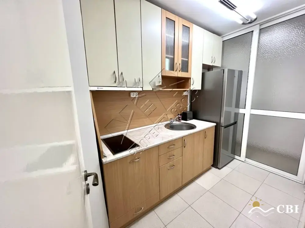 Apartment, 4-room, 77 m², in Burgas. Photo 6 of 13. Burgas, Black Sea, Bulgaria. Cheap Beach Holiday.