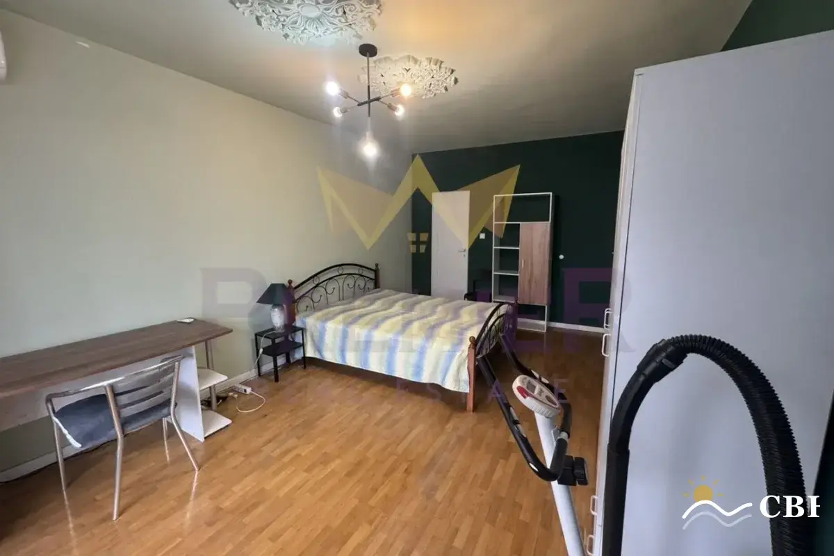 Apartment, 4-room, 120 m², in Varna. Photo 4 of 12. Varna, Black Sea, Bulgaria. Cheap Beach Holiday.
