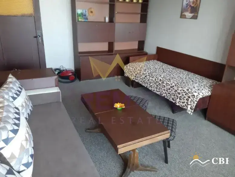 Apartment, 3-room, 65 m², in Varna. Photo 3 of 8. Varna, Black Sea, Bulgaria. Cheap Beach Holiday.