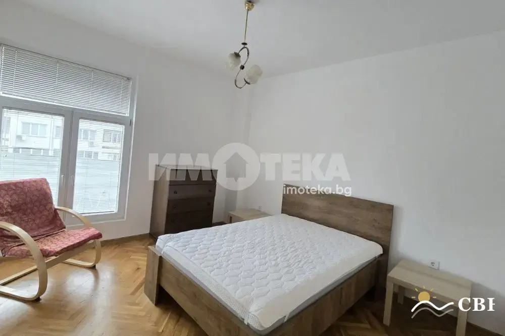 Apartment, 3-room, 105 m², in Varna. Photo 5 of 16. Varna, Black Sea, Bulgaria. Cheap Beach Holiday.