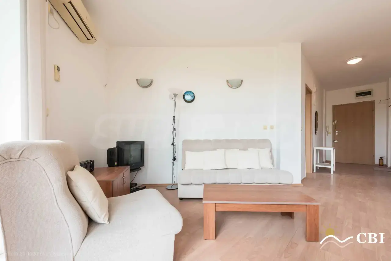 Apartment, 3-room, 97 m², in Balchik. Photo 9 of 16. Balchik, Black Sea, Bulgaria. Cheap Beach Holiday.
