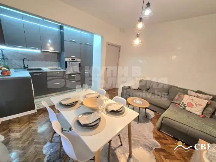 Apartment, 3-room, 79 m², in Varna. Photo 5 of 13. Varna, Black Sea, Bulgaria. Cheap Beach Holiday.