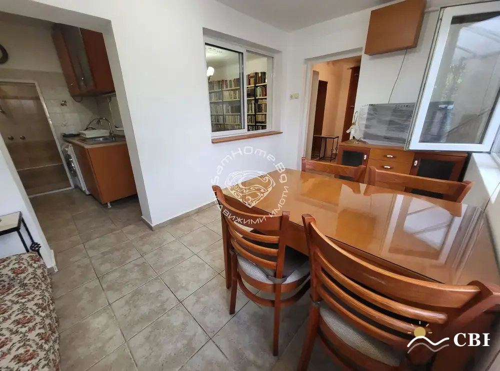 Apartment, 1-room, 55 m², in Varna. Photo 2 of 8. Varna, Black Sea, Bulgaria. Cheap Beach Holiday.