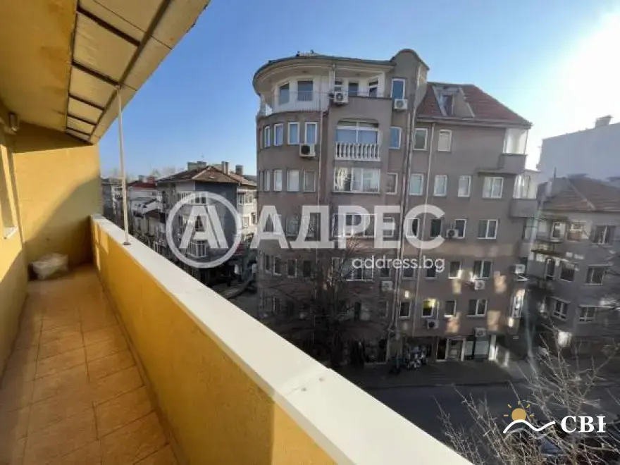 Apartment, 1-room, 160 m², in Varna. Photo 6 of 16. Varna, Black Sea, Bulgaria. Cheap Beach Holiday.