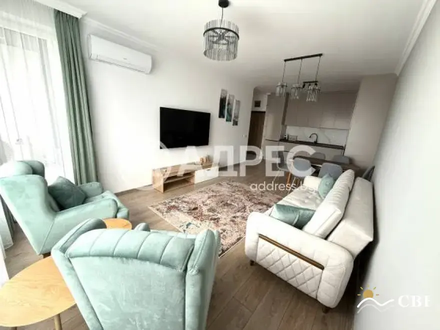 Apartment, 3-room, 100 m², in Burgas. Photo 5 of 10. Burgas, Black Sea, Bulgaria. Cheap Beach Holiday.
