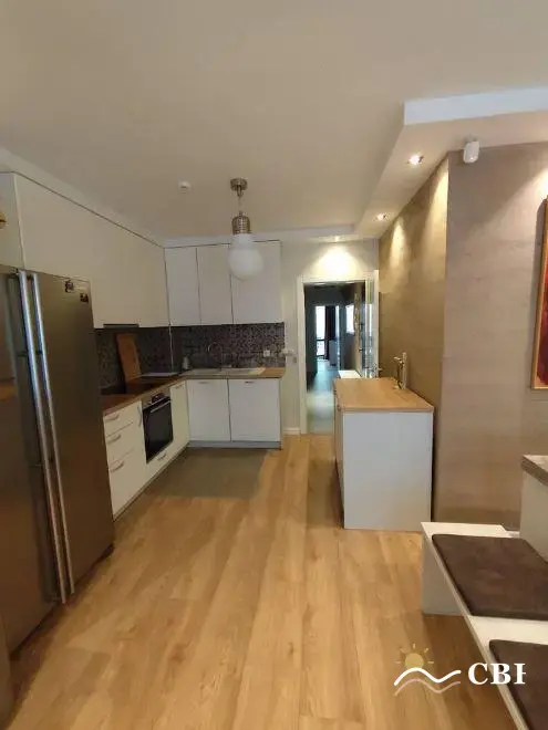 Apartment, 2-room, 80 m², in Varna. Photo 2 of 10. Varna, Black Sea, Bulgaria. Cheap Beach Holiday.