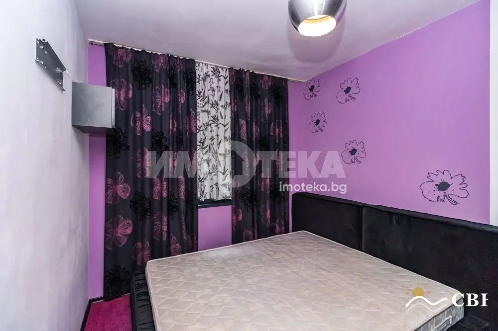 Apartment, 3-room, 80 m², in Varna. Photo 6 of 11. Varna, Black Sea, Bulgaria. Cheap Beach Holiday.