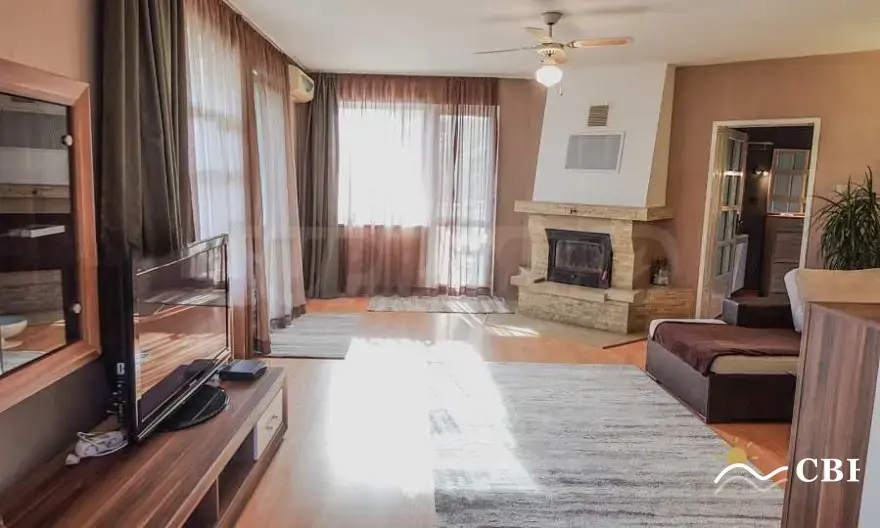 Apartment, 4-room, 200 m², in Varna. Photo 4 of 12. Varna, Black Sea, Bulgaria. Cheap Beach Holiday.