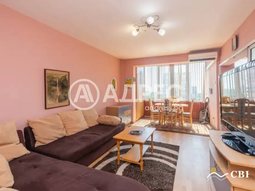 Apartment, 3-room, 90 m², in Varna. Photo 5 of 16. Varna, Black Sea, Bulgaria. Cheap Beach Holiday.