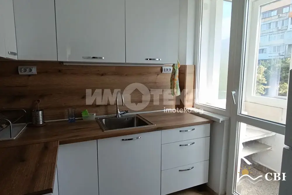 Apartment, 3-room, 82 m², in Varna. Photo 2 of 16. Varna, Black Sea, Bulgaria. Cheap Beach Holiday.