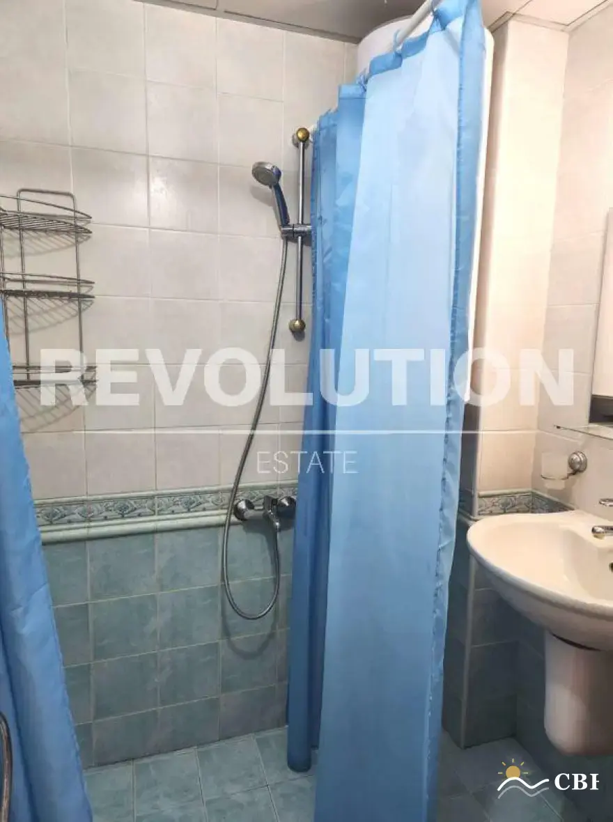 Apartment, 3-room, 78 m², in Varna. Photo 5 of 8. Varna, Black Sea, Bulgaria. Cheap Beach Holiday.