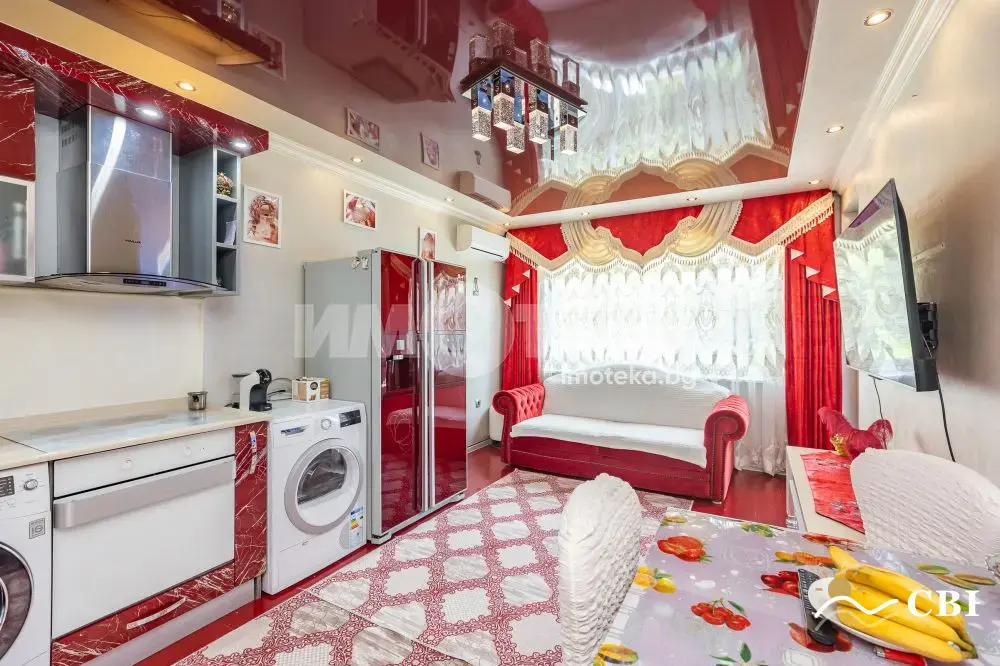 Apartment, 2-room, 60 m², in Varna. Photo 3 of 13. Varna, Black Sea, Bulgaria. Cheap Beach Holiday.