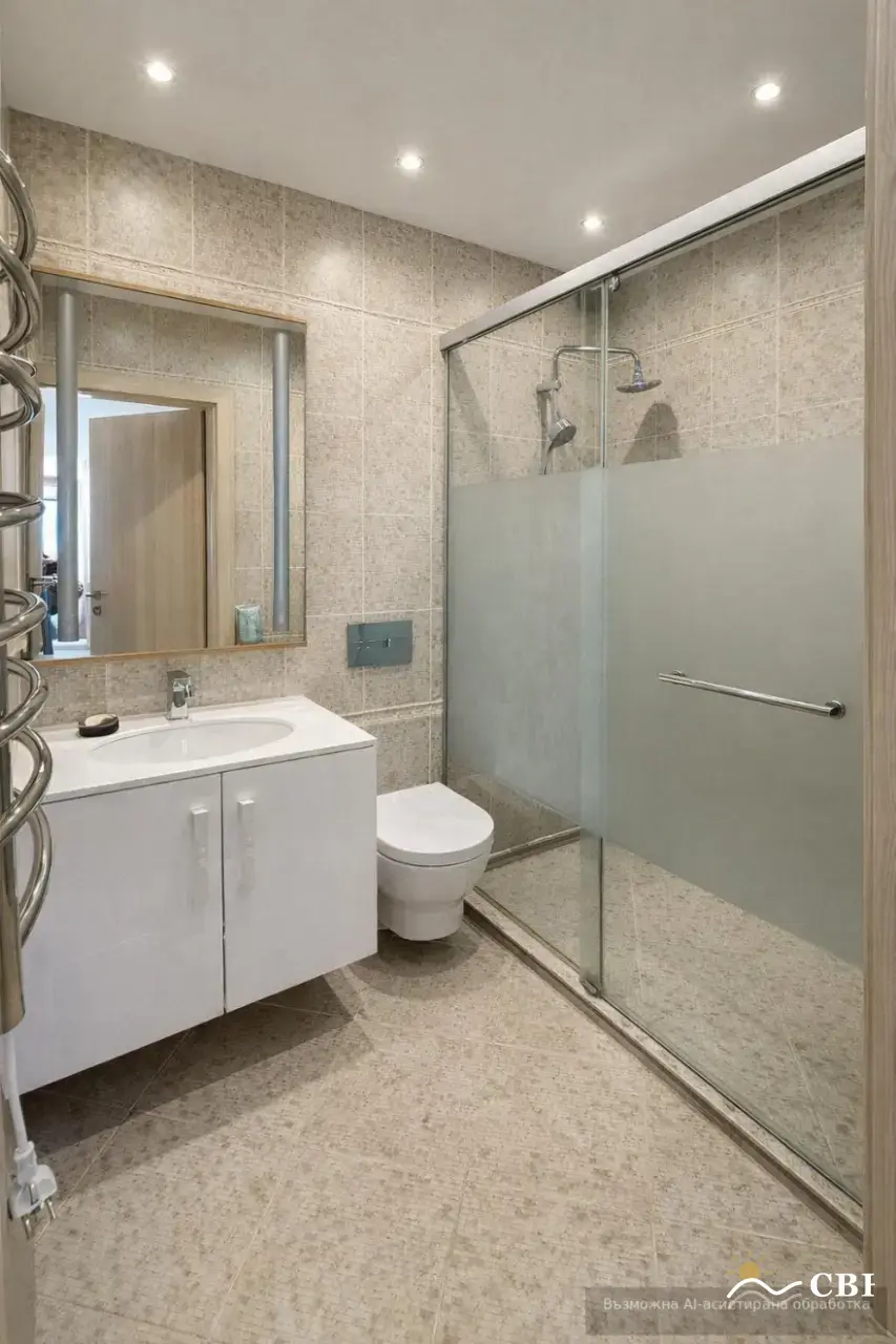 Apartment, 3-room, 105 m², in Varna. Photo 7 of 8. Varna, Black Sea, Bulgaria. Cheap Beach Holiday.