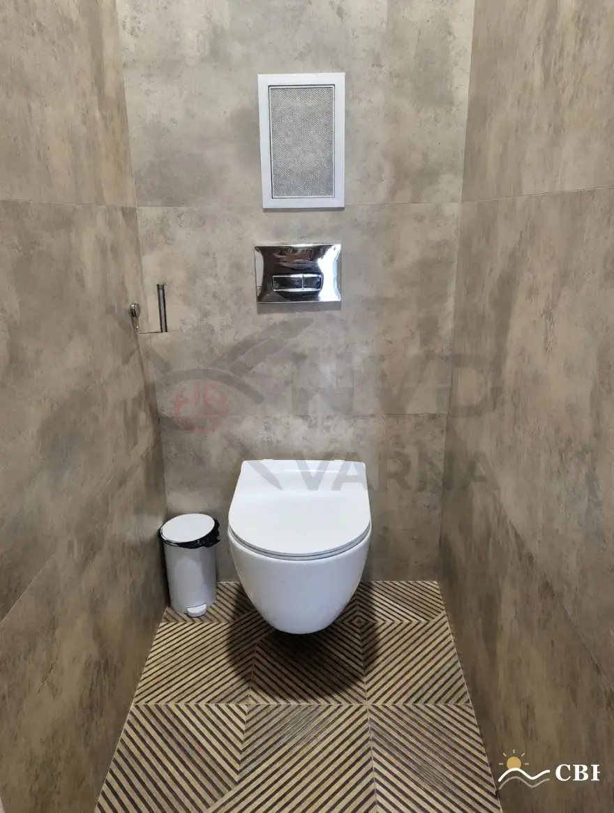 Apartment, 4-room, 111 m², in Varna. Photo 3 of 9. Varna, Black Sea, Bulgaria. Cheap Beach Holiday.