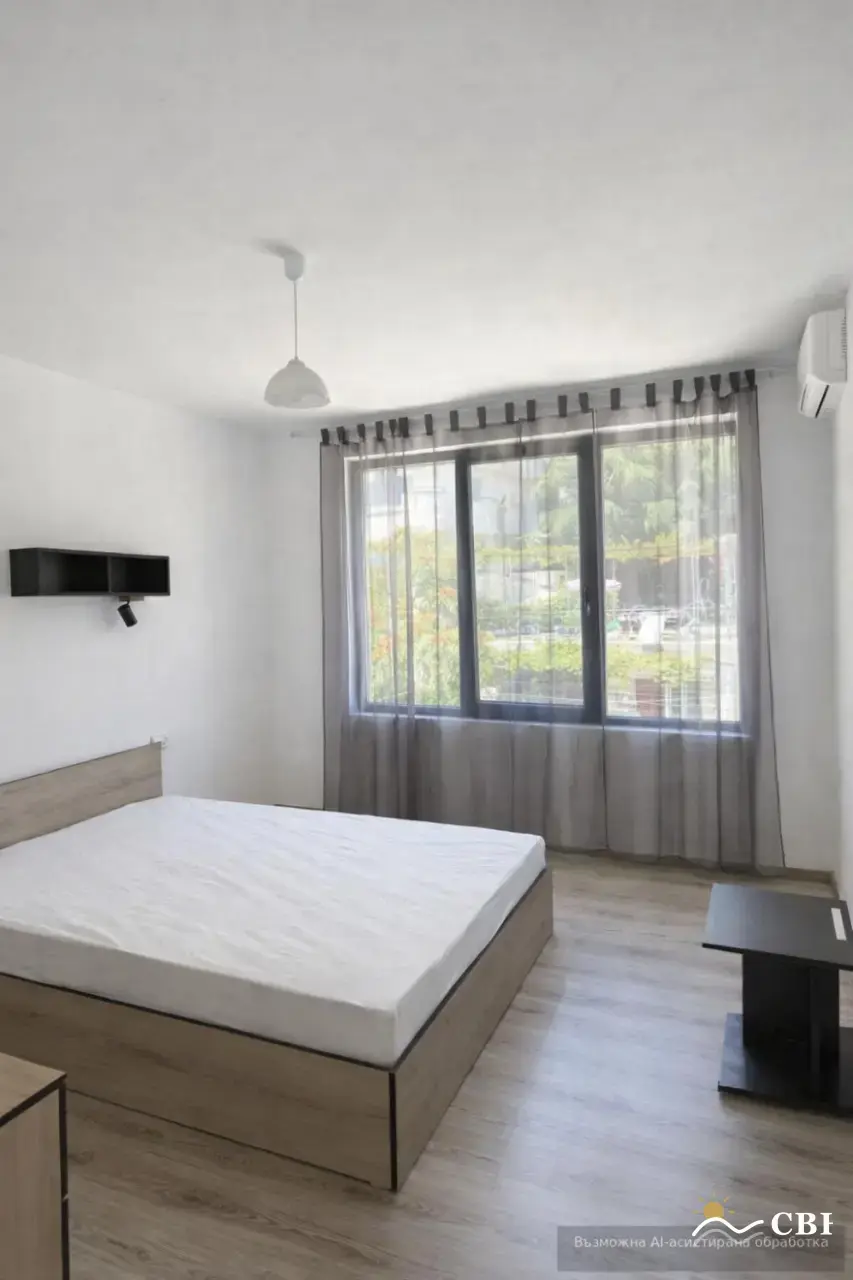 Apartment, 3-room, 100 m², in Varna. Photo 4 of 7. Varna, Black Sea, Bulgaria. Cheap Beach Holiday.