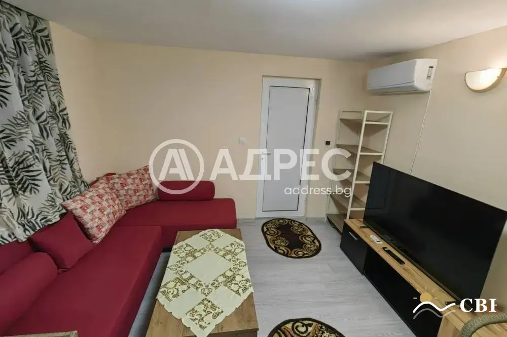 Apartment, 3-room, 80 m², in Vinitsa. Photo 1 of 12. Vinitsa, Black Sea, Bulgaria. Cheap Beach Holiday.