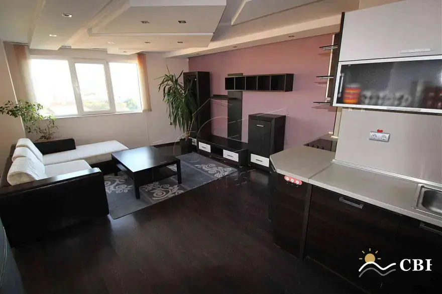 Apartment, 3-room, 115 m², in Varna. Photo 1 of 15. Varna, Black Sea, Bulgaria. Cheap Beach Holiday.