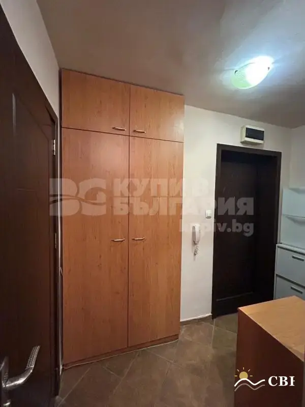Apartment, 3-room, 70 m², in Varna. Photo 8 of 14. Varna, Black Sea, Bulgaria. Cheap Beach Holiday.