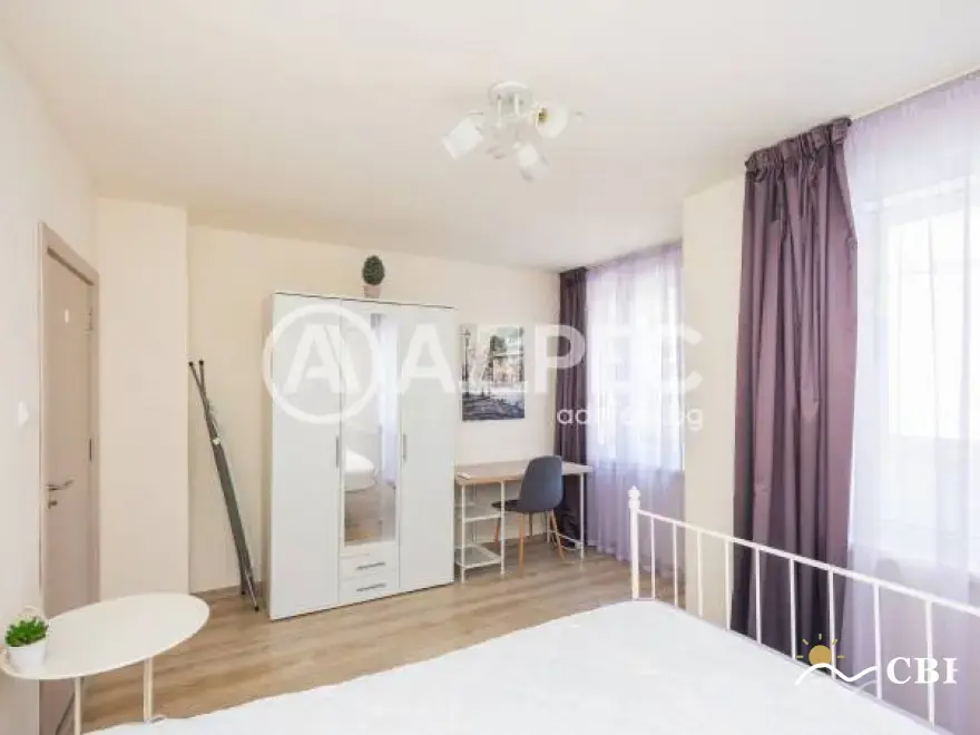 Apartment, 3-room, 90 m², in Varna. Photo 5 of 6. Varna, Black Sea, Bulgaria. Cheap Beach Holiday.