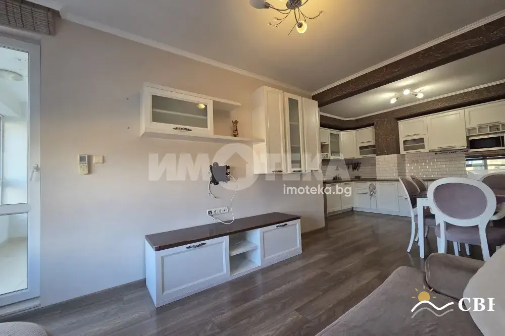 Apartment, 3-room, 87 m², in Varna. Photo 7 of 16. Varna, Black Sea, Bulgaria. Cheap Beach Holiday.