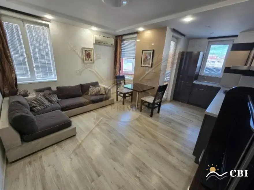 Apartment, 3-room, 75 m², in Varna. Photo 2 of 11. Varna, Black Sea, Bulgaria. Cheap Beach Holiday.