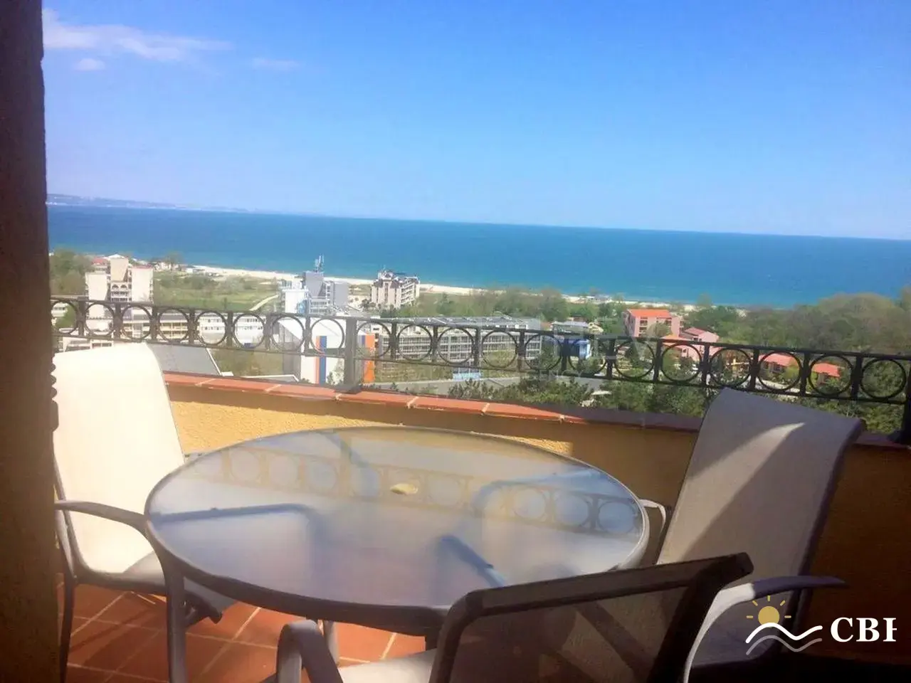 Apartment, 1-room, 80 m², in Kranevo. Photo 1 of 13. Kranevo, Black Sea, Bulgaria. Cheap Beach Holiday.