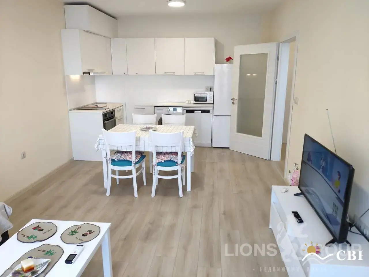 Apartment, 2-room, 71 m², in Varna. Photo 1 of 7. Varna, Black Sea, Bulgaria. Cheap Beach Holiday.