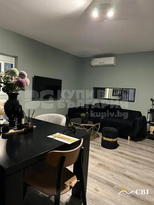 House, 3-room, 150 m², in Varna. Photo 8 of 16. Varna, Black Sea, Bulgaria. Cheap Beach Holiday.