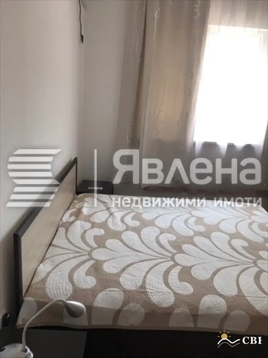 Apartment, 4-room, 115 m², in Burgas. Photo 4 of 16. Burgas, Black Sea, Bulgaria. Cheap Beach Holiday.