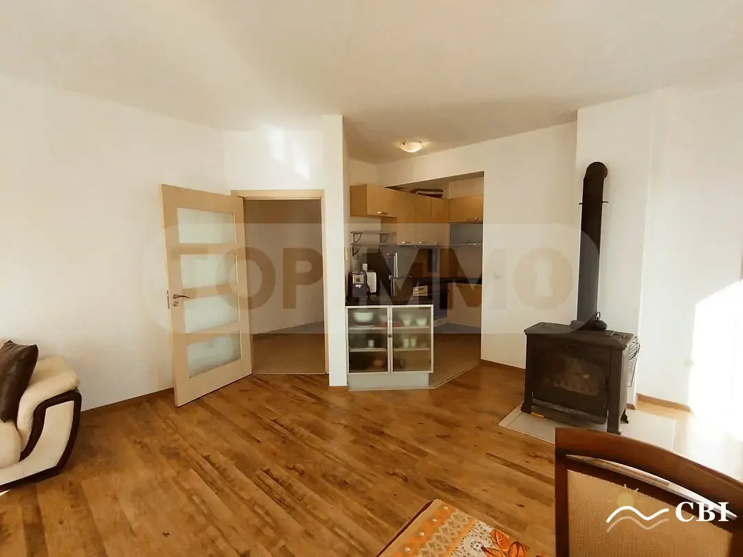 Apartment, 3-room, 125 m², in St. St. Konstantin and Elena. Photo 3 of 11. St. St. Konstantin and Elena, Black Sea, Bulgaria. Cheap Beach Holiday.