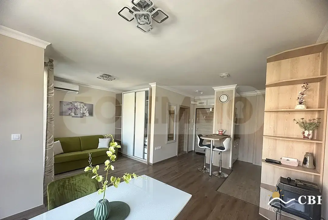 Studio, 1-room, 58 m², in St. St. Konstantin and Elena. Photo 1 of 8. St. St. Konstantin and Elena, Black Sea, Bulgaria. Cheap Beach Holiday.