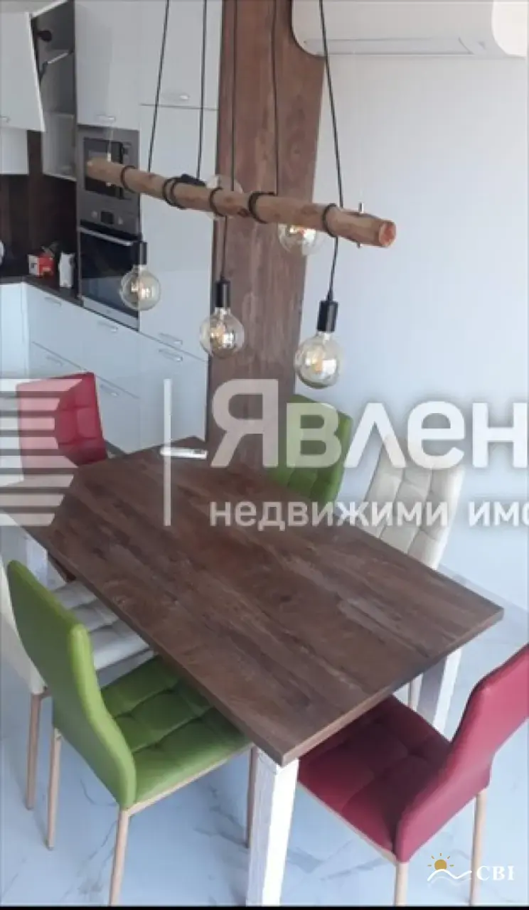 House, 1-room, 220 m², in Varna. Photo 4 of 14. Varna, Black Sea, Bulgaria. Cheap Beach Holiday.