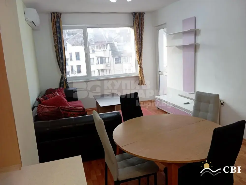 Apartment, 3-room, 98 m², in Varna. Photo 3 of 11. Varna, Black Sea, Bulgaria. Cheap Beach Holiday.