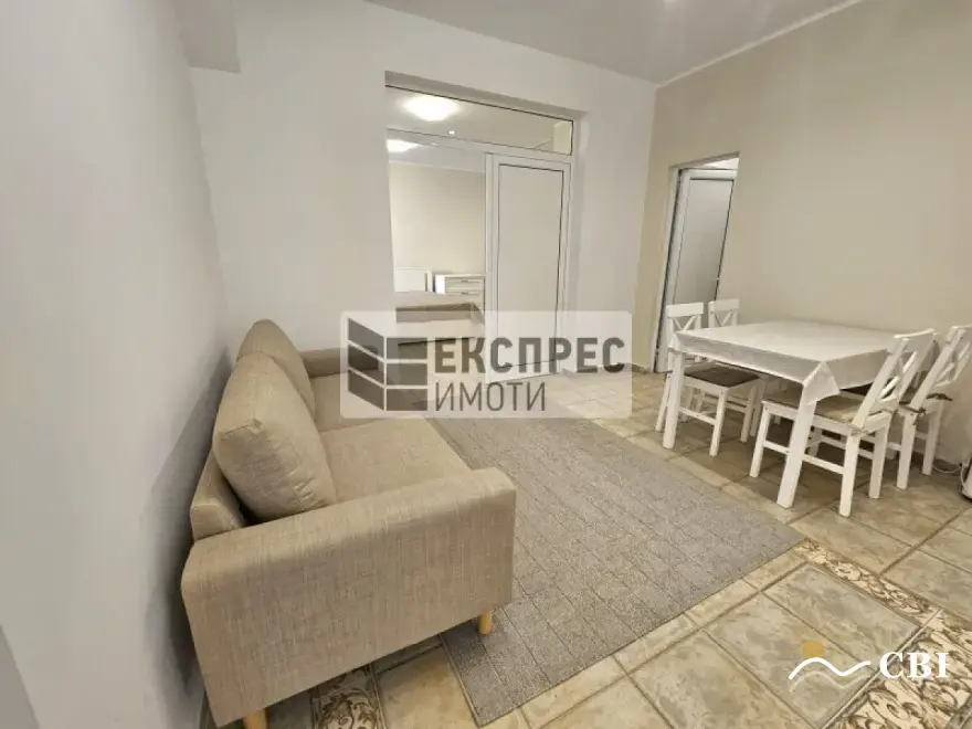 Apartment, 3-room, 75 m², in Varna. Photo 5 of 12. Varna, Black Sea, Bulgaria. Cheap Beach Holiday.
